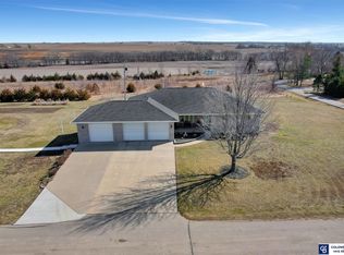 822 Washington St, Sterling, NE 68443