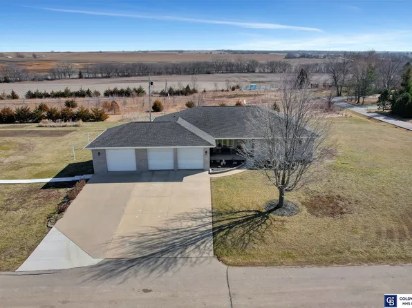 822 Washington St, Sterling, NE 68443