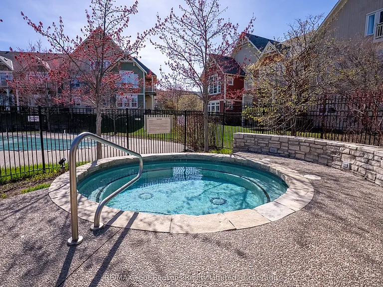 125 Fairway Ct #125 — Photo 36