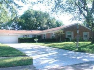 5700 7 Gables Ave, Dayton, OH 45426