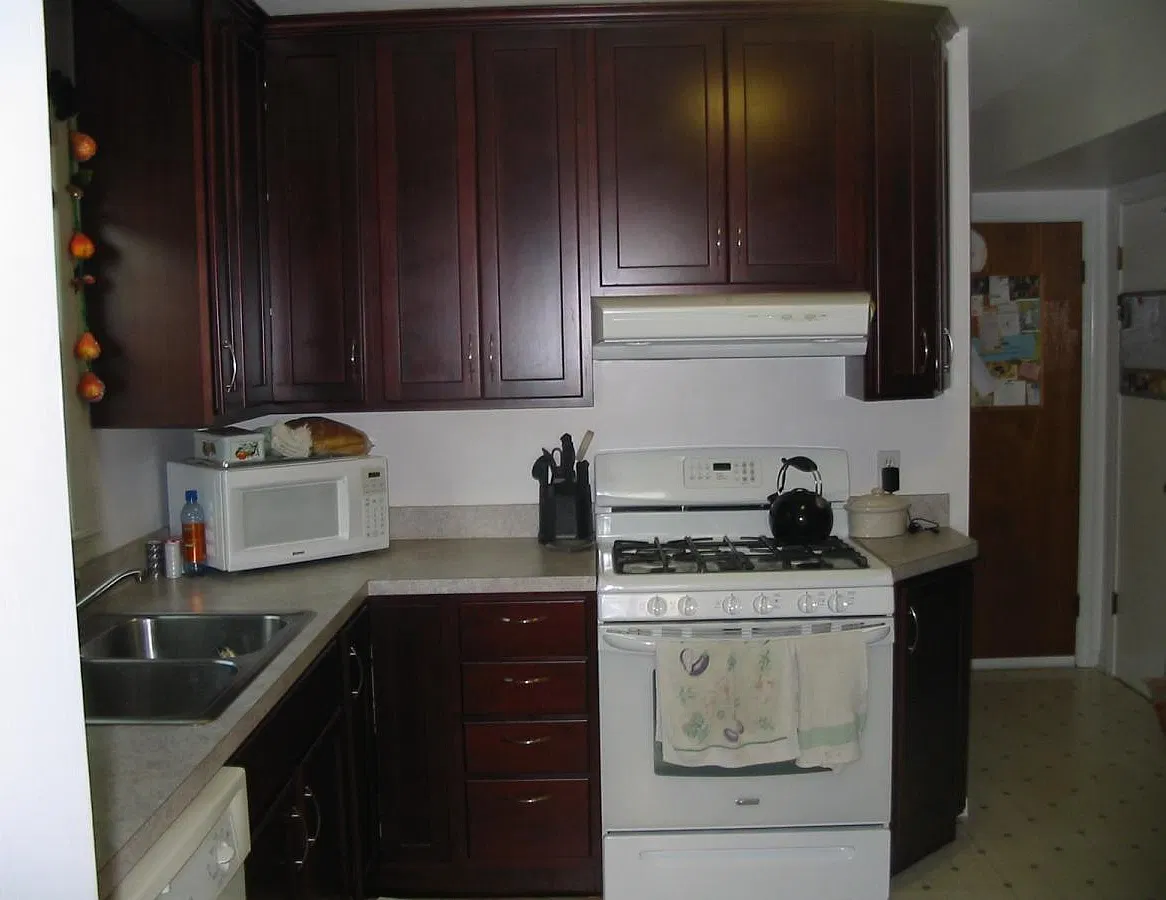 4 bed, 1.5 bath, 1600 sqft, $1,900 — Photo 4