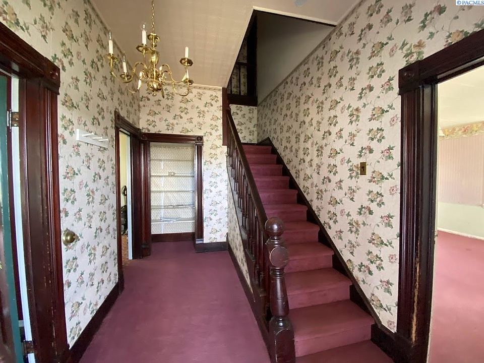 307 3rd St, Endicott, WA 99125 Zillow