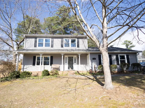 1316 Rivermont Dr, Gastonia, NC 28054