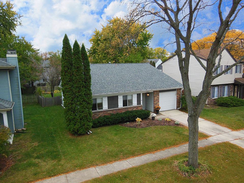 1st image of 30W211 Cynthia Ct