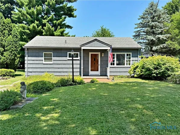 185 E Van Meter Dr, Tiffin, OH 44883