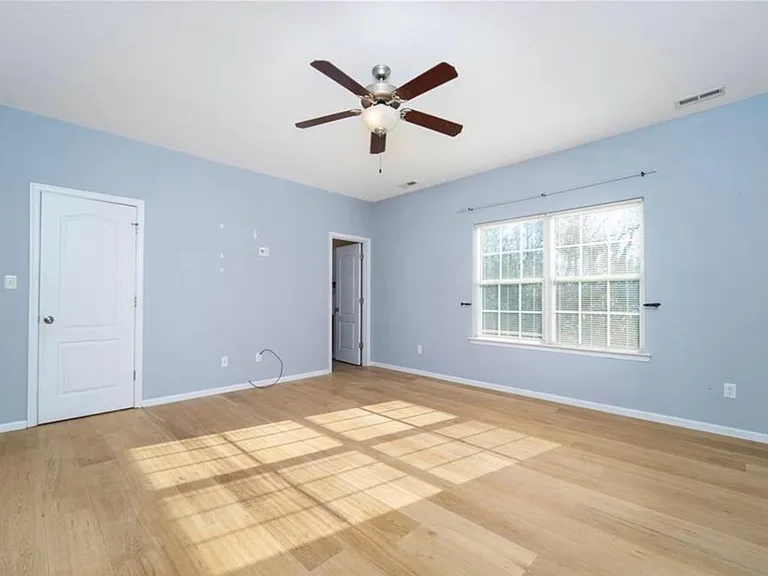 1107 Carver Ave — Photo 7