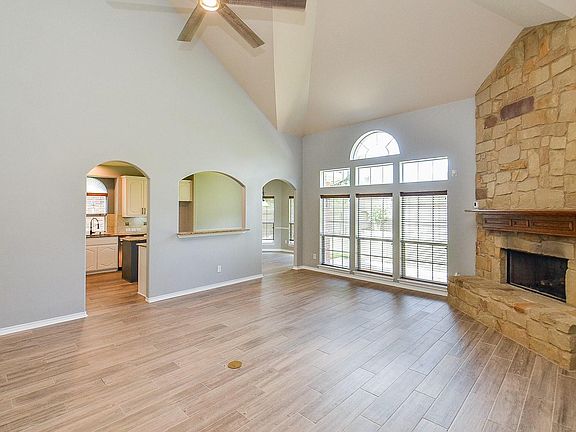 4th image of 8207 Paddle Rock Ln