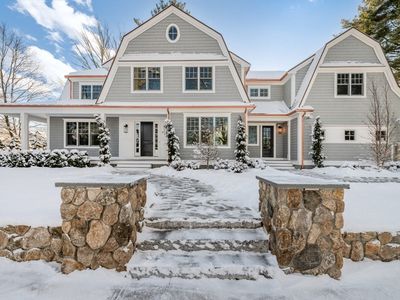 8 Brackett Rd, Newton, MA, 02458