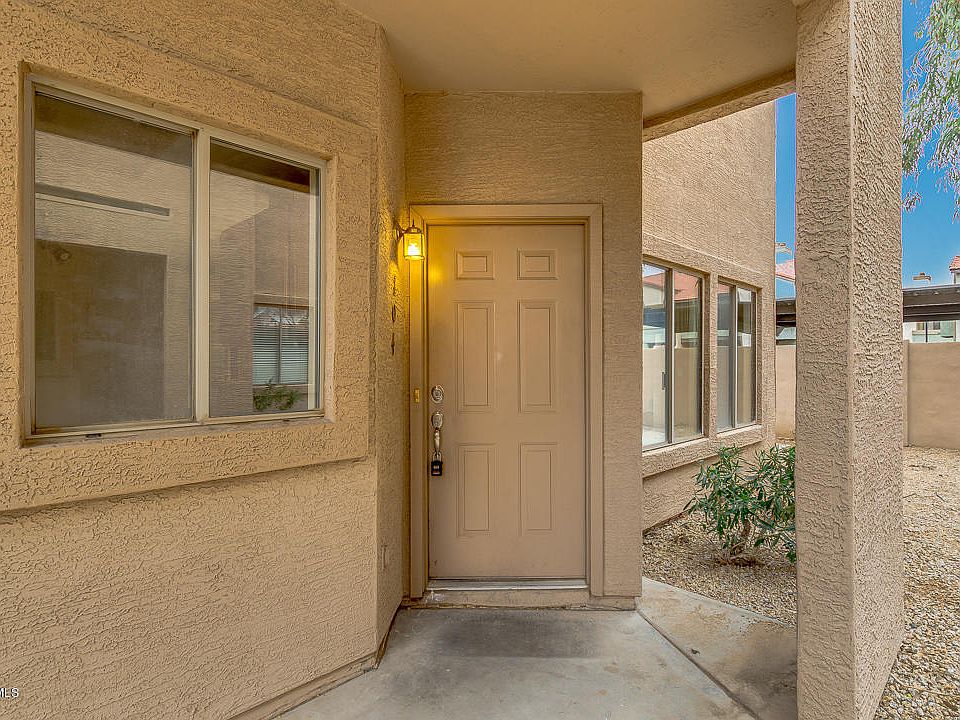 1st image of 1406 W Emerald Ave Unit 104