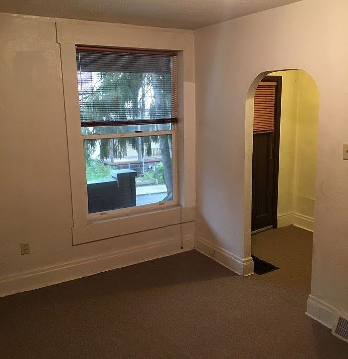 1st image of 305-307 Renova St