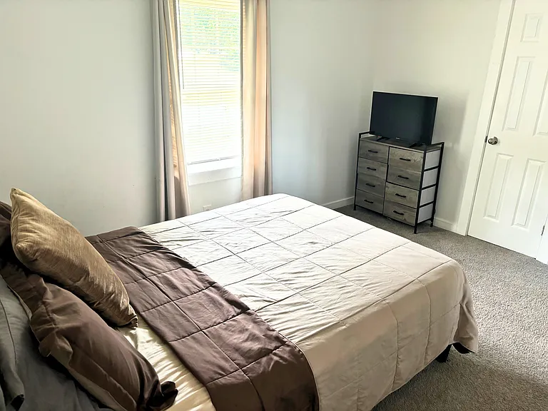 2726 Bayard St #B — Photo 5