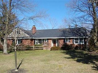 65 Clairhaven Rd, Hudson, OH 44236