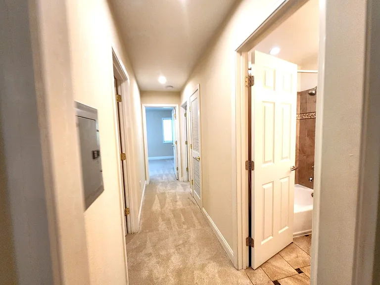 1401 Ralston Ave — Photo 9