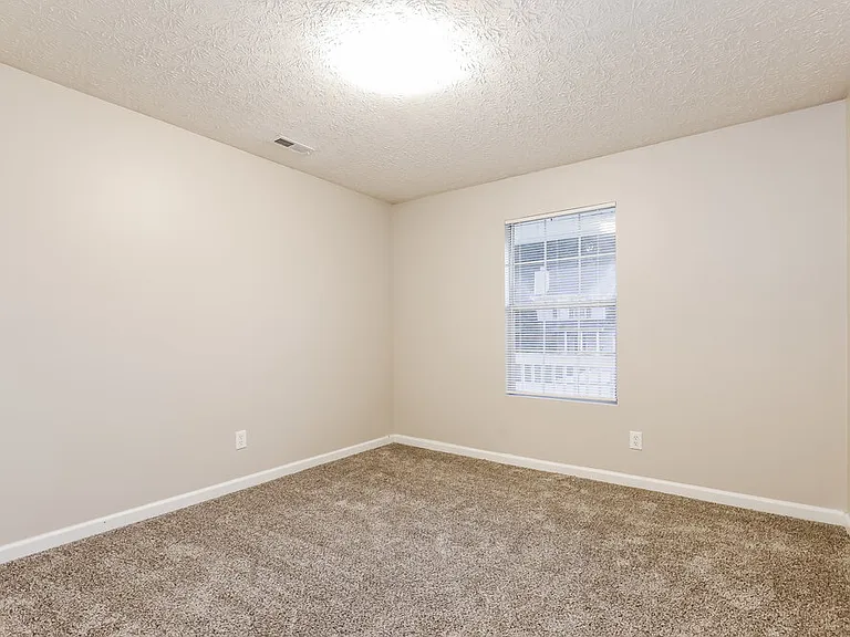 102 Inverness Trce — Photo 12
