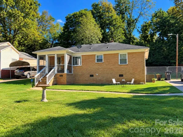 4310 Dinglewood Ave, Charlotte, NC 28205