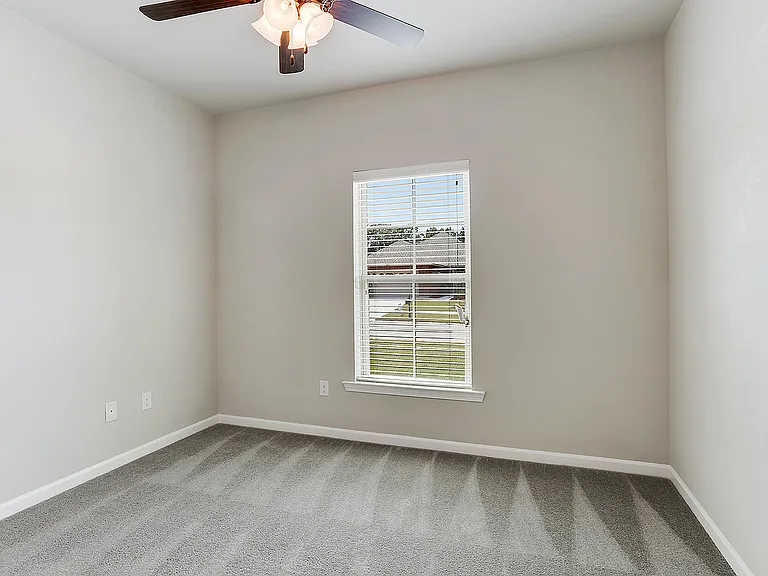 18322 Sunset Park Dr — Photo 10