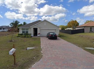 208 SW 10th Ave, Cape Coral, FL 33991