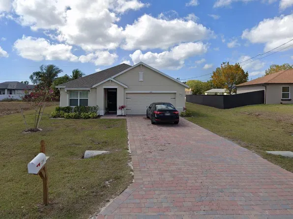 208 SW 10th Ave, Cape Coral, FL 33991