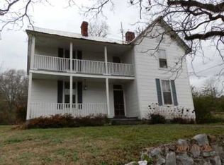 13 Adams Ln, Chickamauga, GA 30707