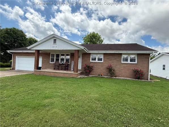 2815 Meadowbrook Dr, Point Pleasant, WV 25550