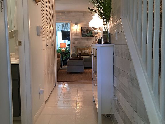 2nd image of 1515 Bayshore Blvd APT 19