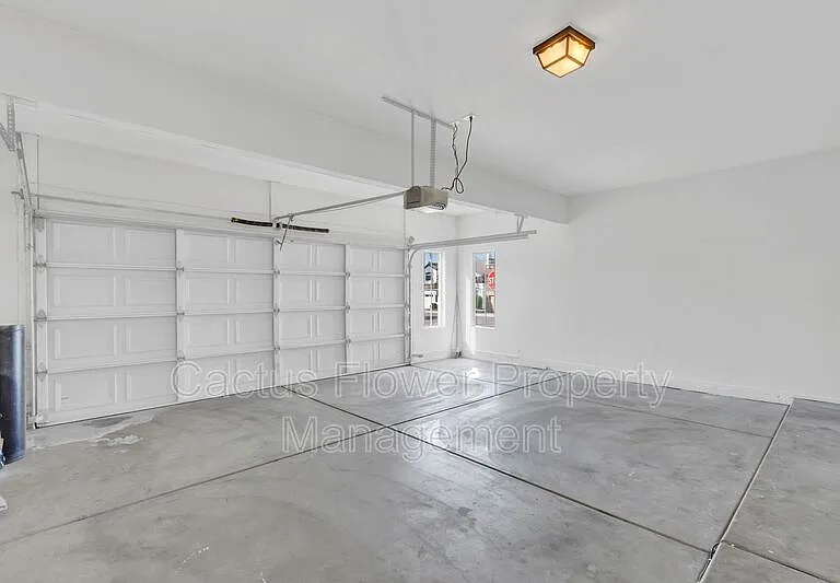 846 W Carob Dr — Photo 42