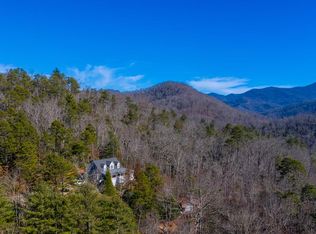 177 Fieldstone Dr, Franklin, NC 28734