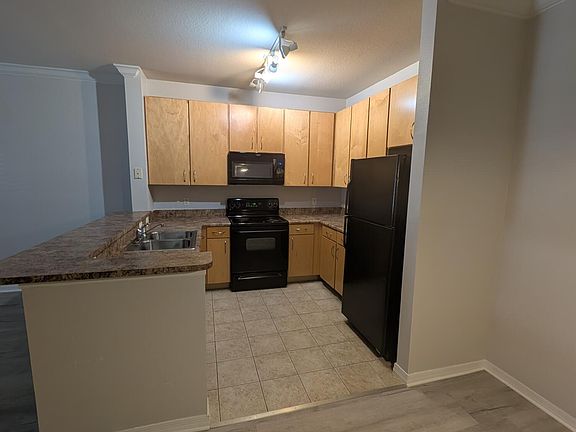 3rd image of 12700 BARTRAM PARK Boulevard #221
