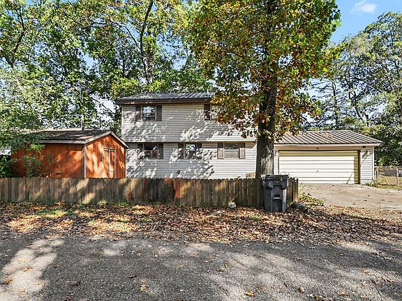 2nd image of 67025 Oxbow Dr