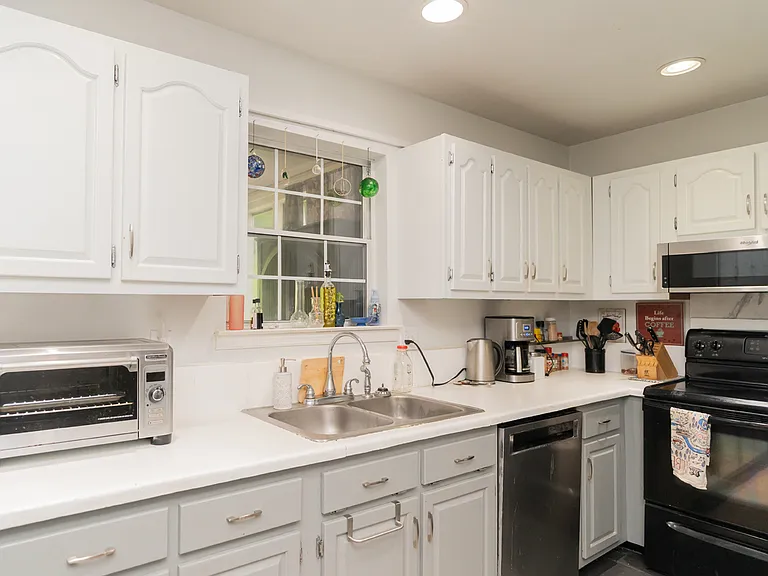 6703 Jordan Run — Photo 11