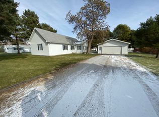 213 Logan Ave, Hershey, NE 69143