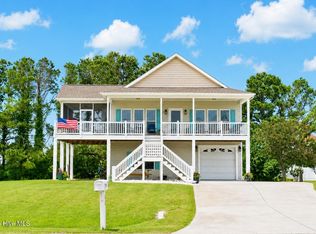 236 Hickory Shores Dr, Newport, NC 28570