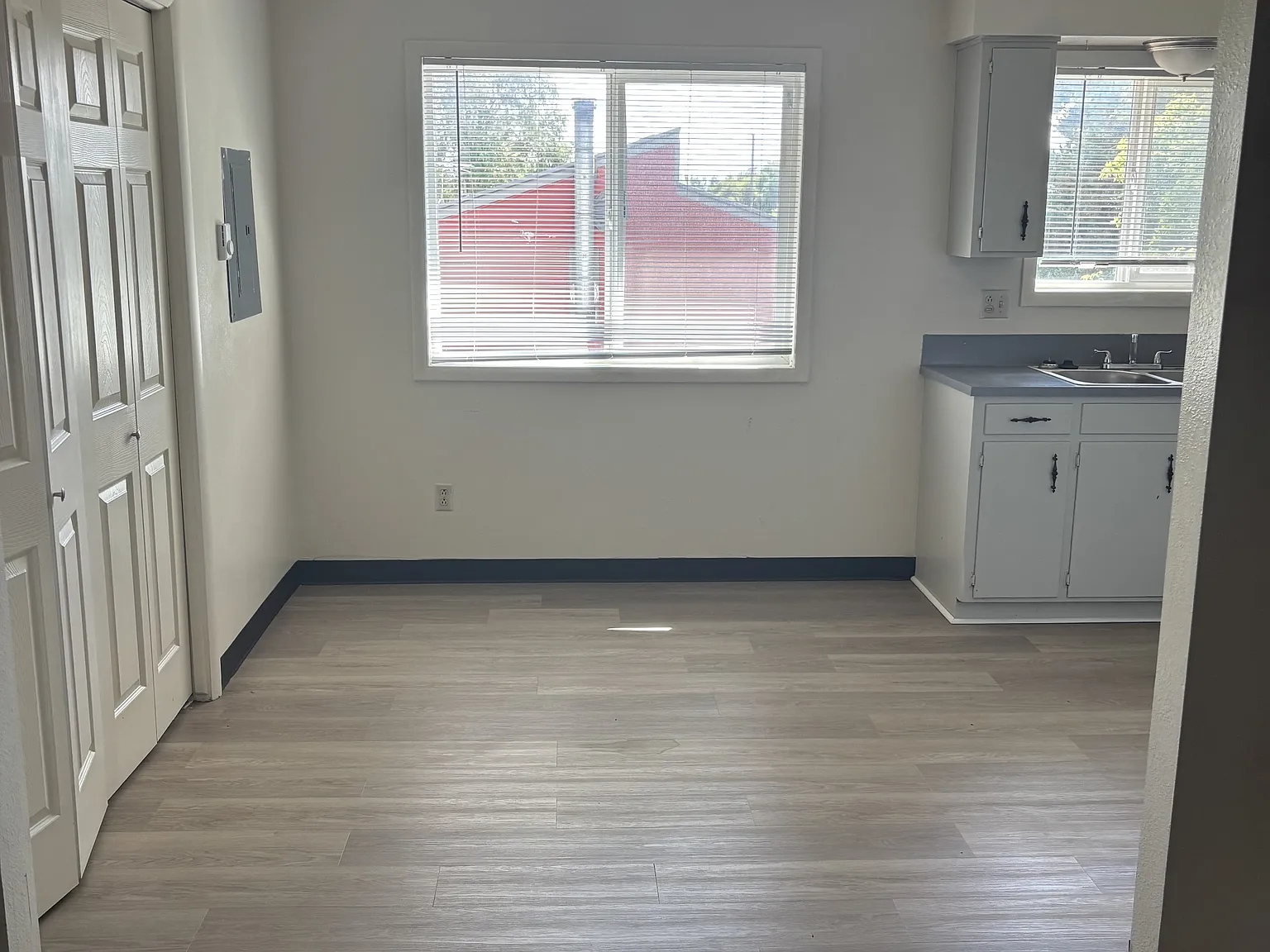 1286 Blaine Avenue - 1 — Photo 4