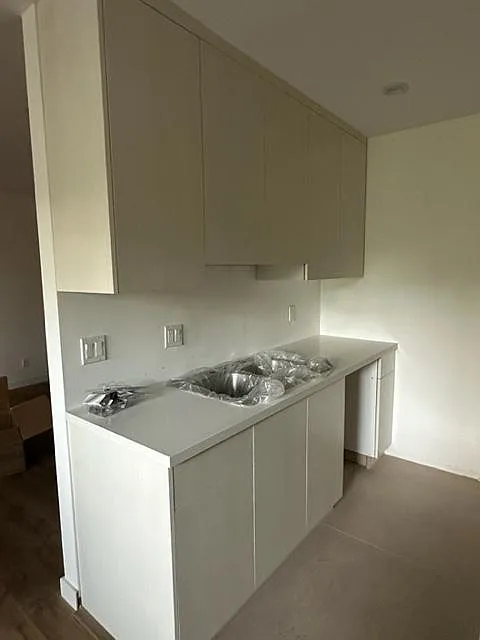 1 bed, 950 sqft, $1,850 — Photo 2