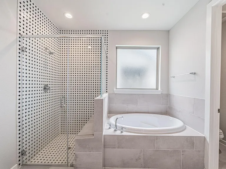 7623 Coral Lake Dr — Photo 27