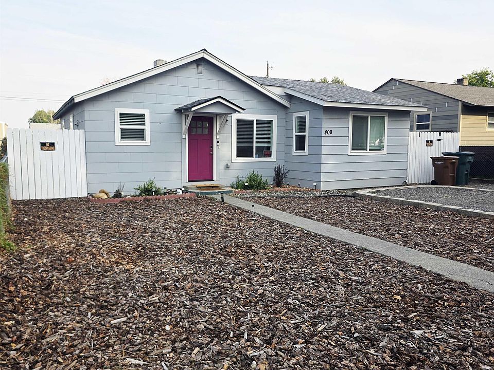 1st image of 409 8th St