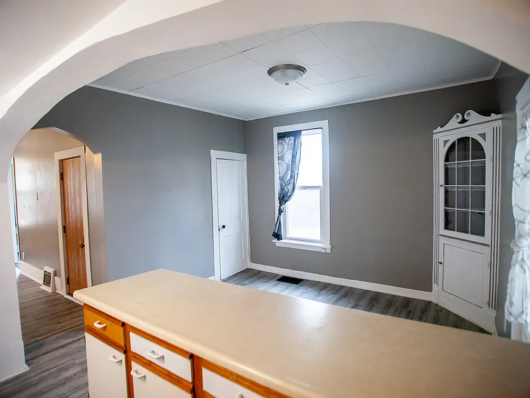 301 W Madison Ave — Photo 9