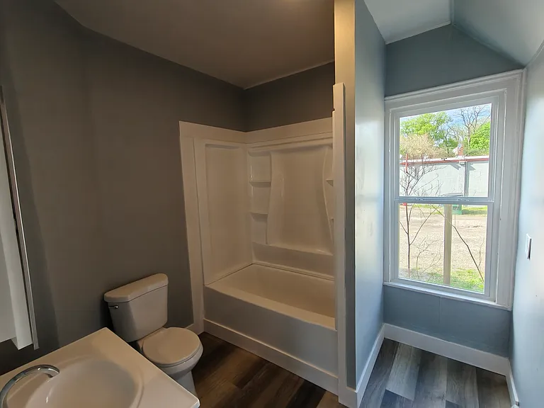 307 Sobul Ave — Photo 8