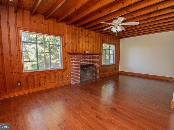 5th image of 28266 Riverside Drive Ext