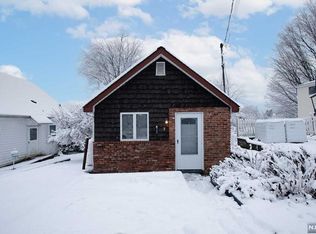 5 Janvier Rd, Hewitt, NJ 07421