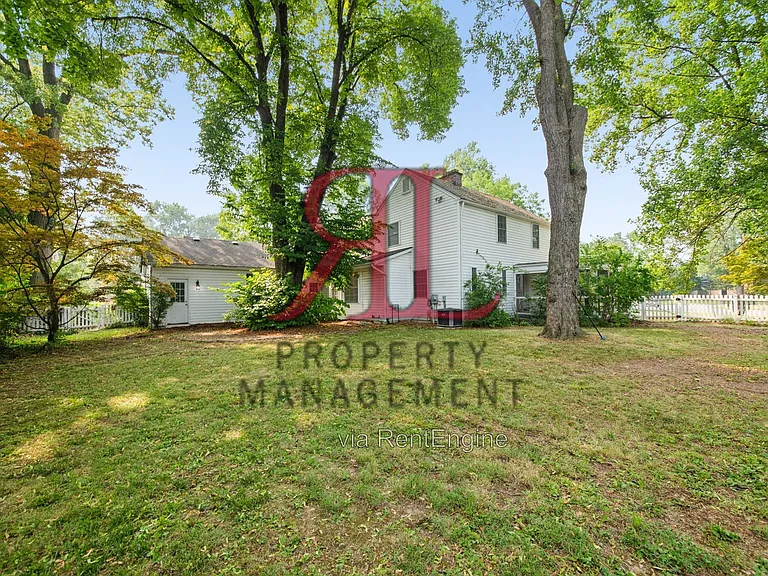 85 Eastmoor Blvd — Photo 57