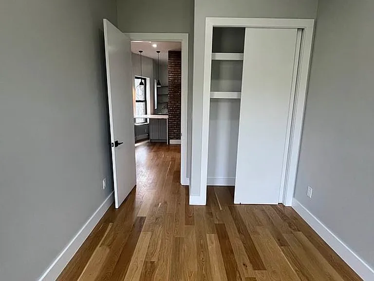 227 Kingsland Ave #12A — Photo 17