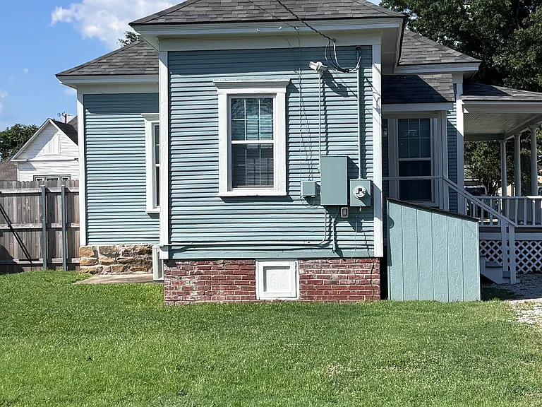 317 E Patti Page Blvd — Photo 60
