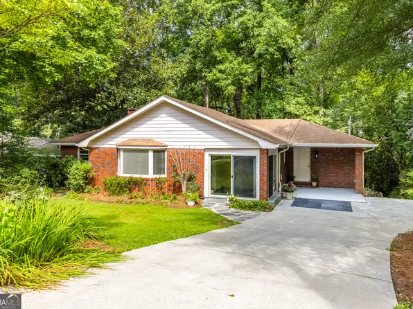 1102 Rogeretta Dr NE, Atlanta, GA 30329