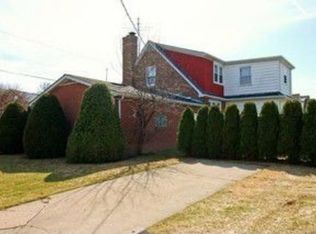 146 High St, Highwood, IL