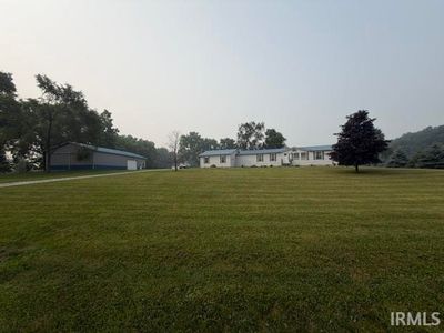 10200 E 700 S, Wolcottville, IN, 46795
