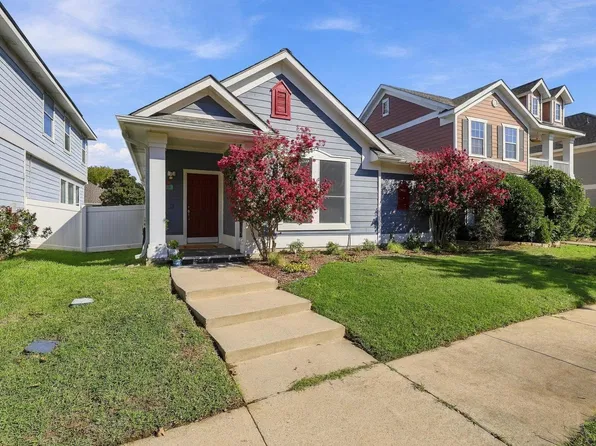 9839 Birch Dr, Aubrey, TX 76227