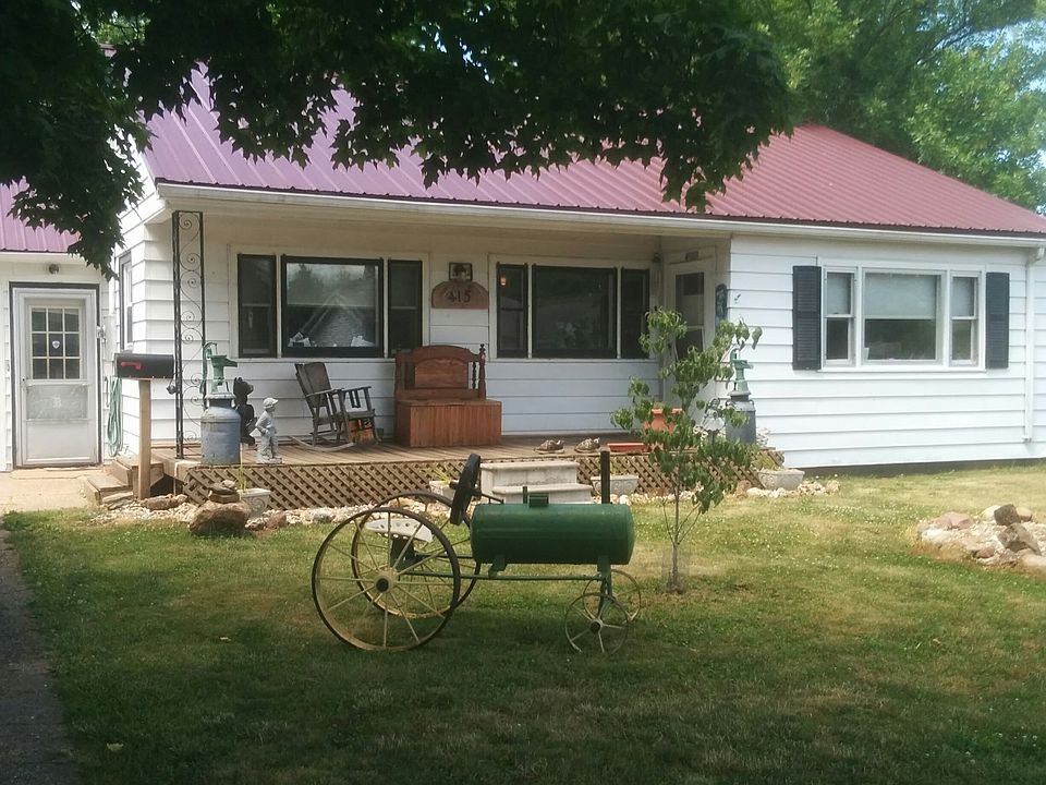 1st image of 415 E Jefferson St