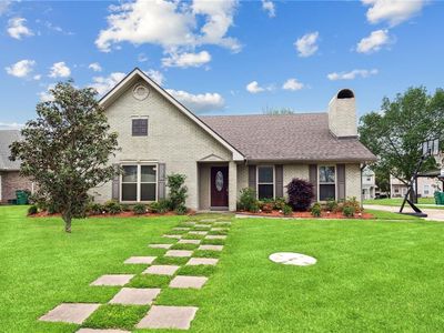 1728 Lake Salvador Dr, Harvey, LA, 70058