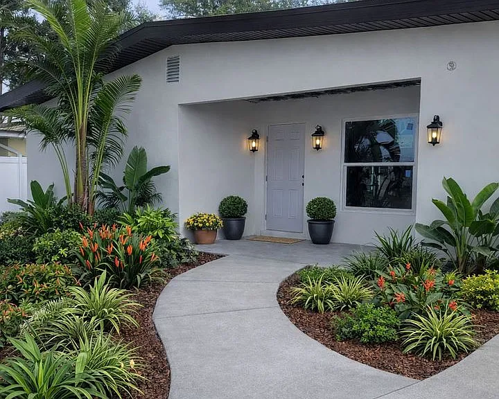 79 Patricia Ave — Photo 1